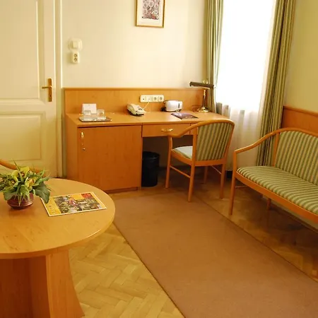 Peregrinus Hotel Hotel