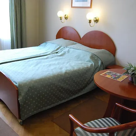 Peregrinus Hotel