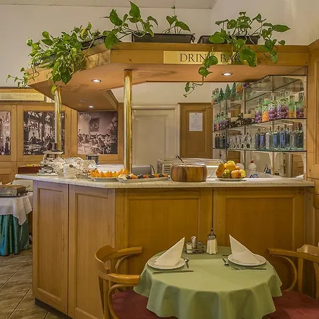 Peregrinus Hotel 布达佩斯